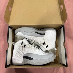 Jordan 12 retro wolf grey
